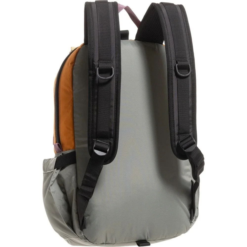 Topo Designs Light Pack 18.5L Backpack Beetle Spice Recycled Nylon Laptop Sleeve